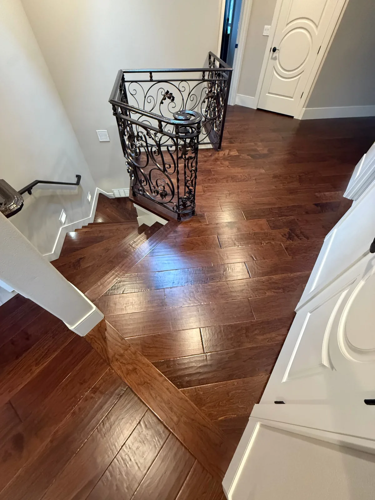 Real, solid wood - installed by people who know the material
